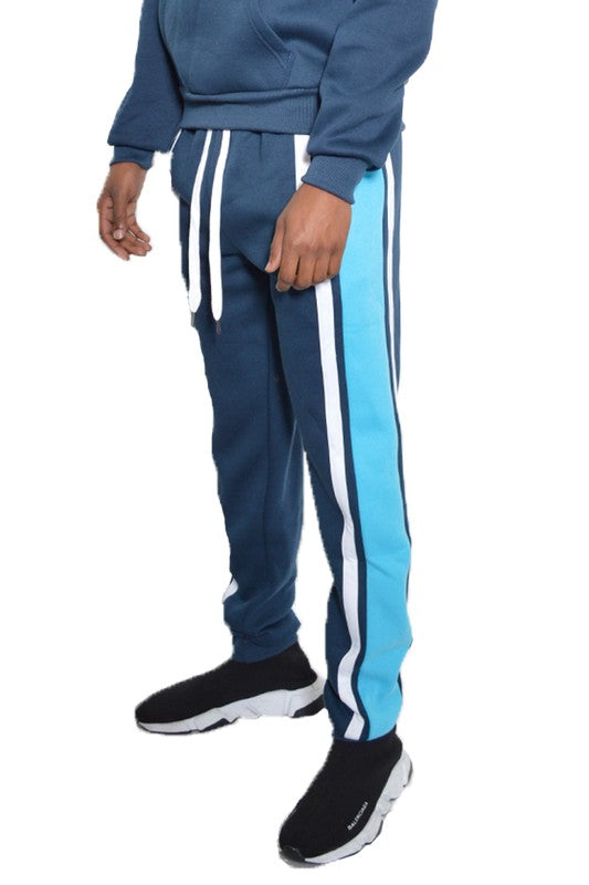 SOLID WITH THREE STRIPE PULLOVER HOODIE - Panther®