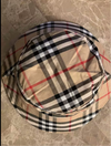 Reversible unisex bucket hat