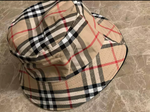 Reversible unisex bucket hat