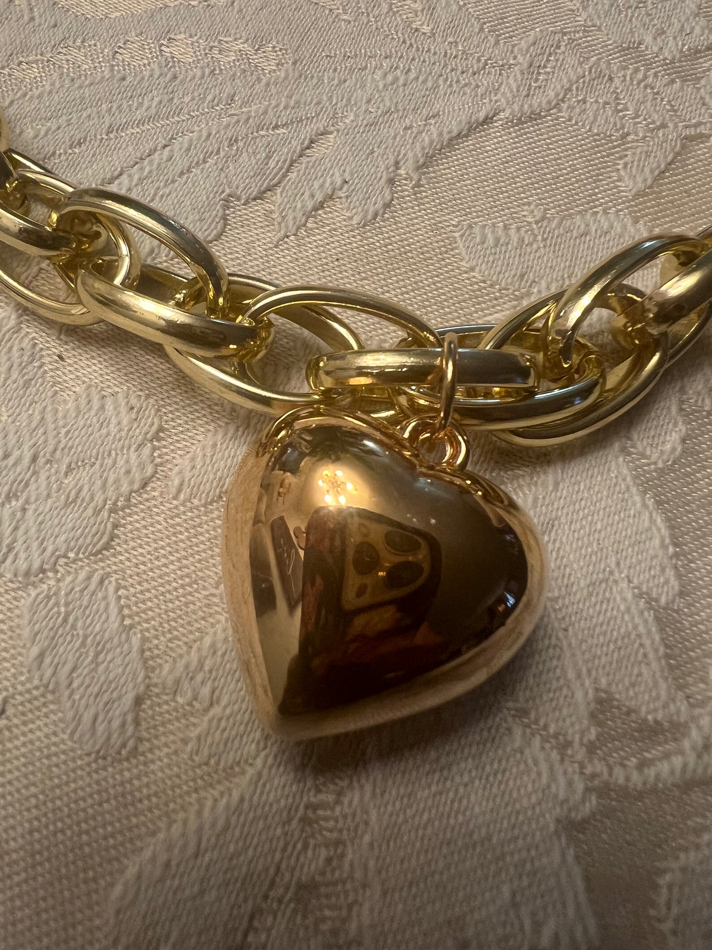 Gold Heart Charm Chunky Chain Necklace - Women's Jewelry